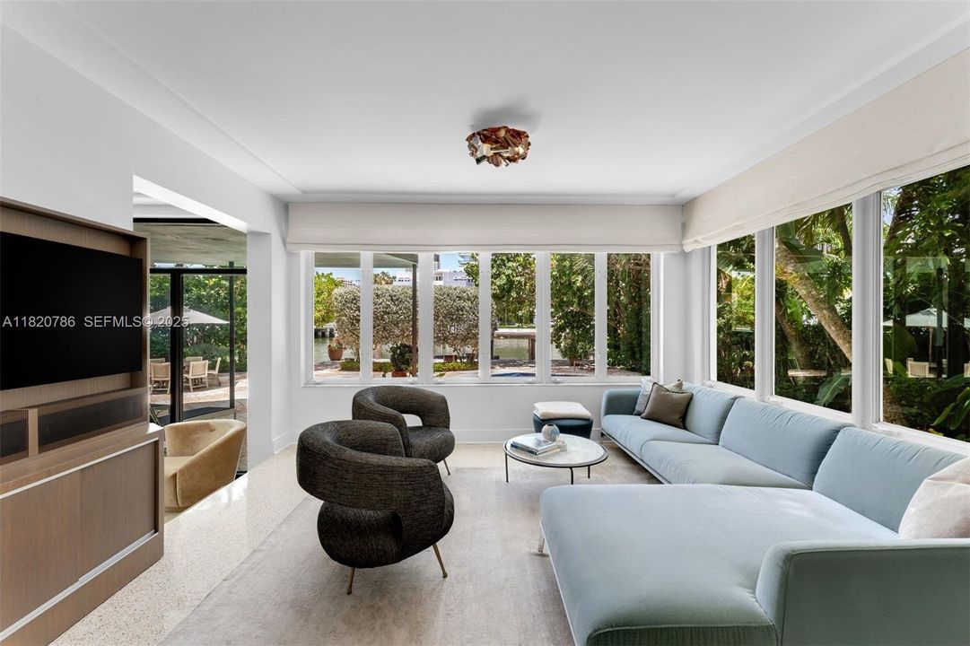 For Sale: $7,950,000 (3 beds, 3 baths, 3421 Square Feet)