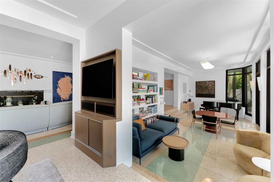 For Sale: $7,950,000 (3 beds, 3 baths, 3421 Square Feet)