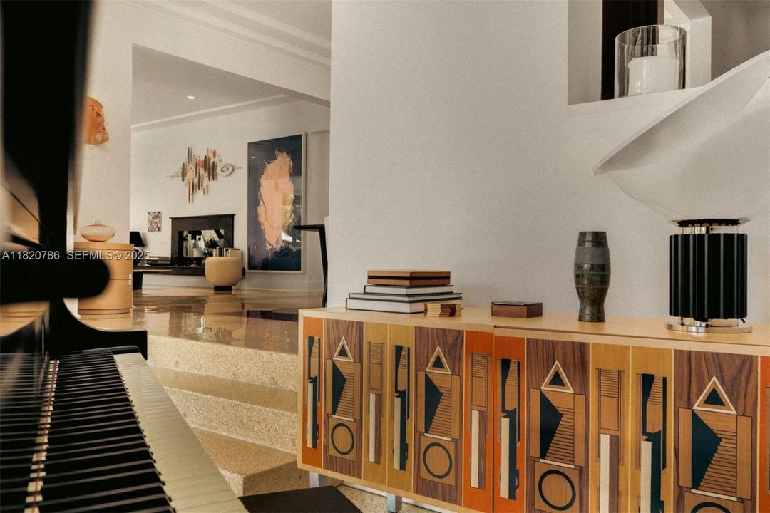 For Sale: $7,950,000 (3 beds, 3 baths, 3421 Square Feet)