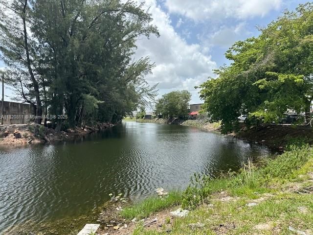 待售: $2,400,000 (0 贝兹, 0 浴室, 0 平方英尺)