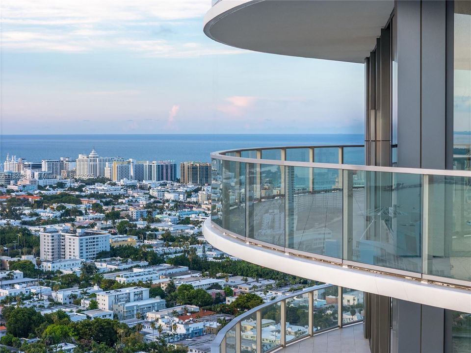 En Venta: $7,300,000 (2 camas, 2 baños, 2615 Pies cuadrados)