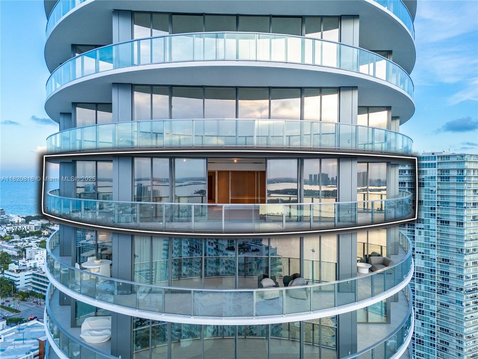 En Venta: $7,300,000 (2 camas, 2 baños, 2615 Pies cuadrados)