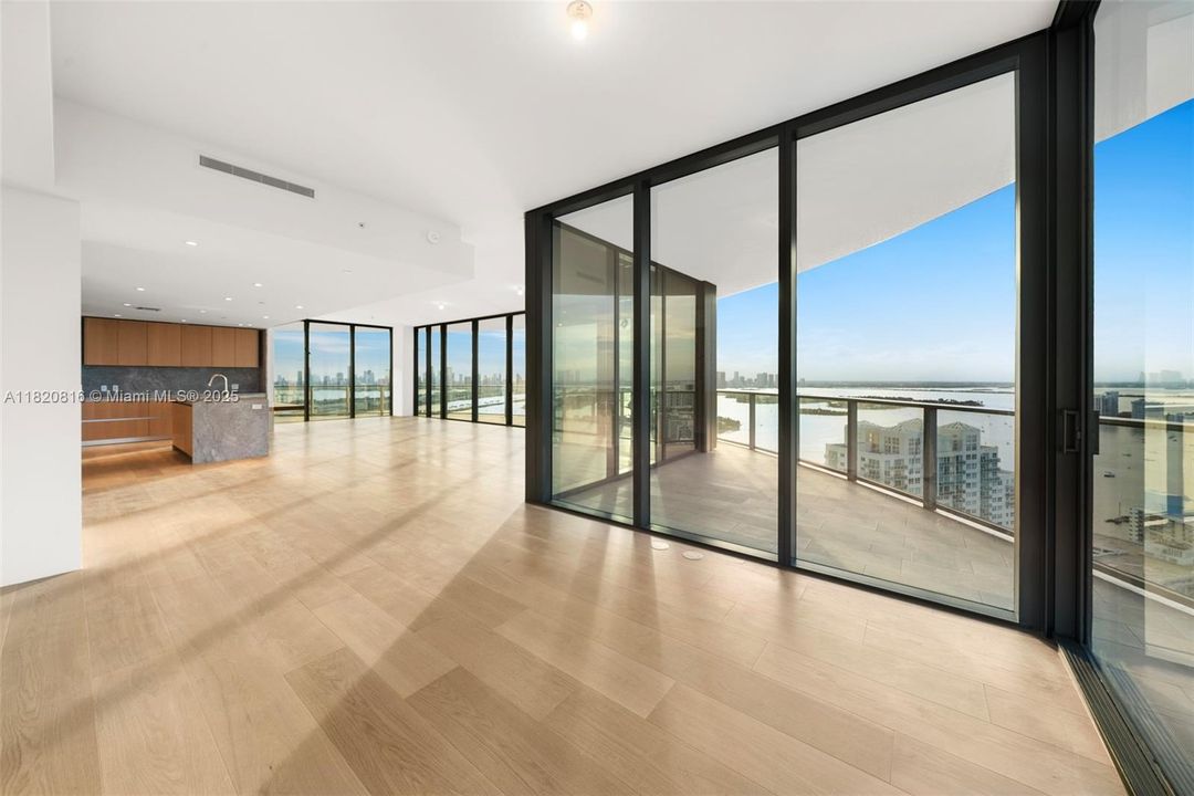 En Venta: $7,300,000 (2 camas, 2 baños, 2615 Pies cuadrados)