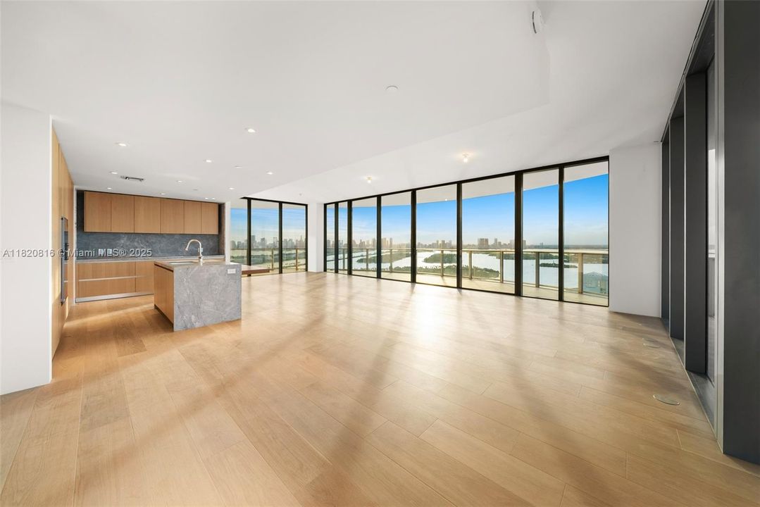 En Venta: $7,300,000 (2 camas, 2 baños, 2615 Pies cuadrados)
