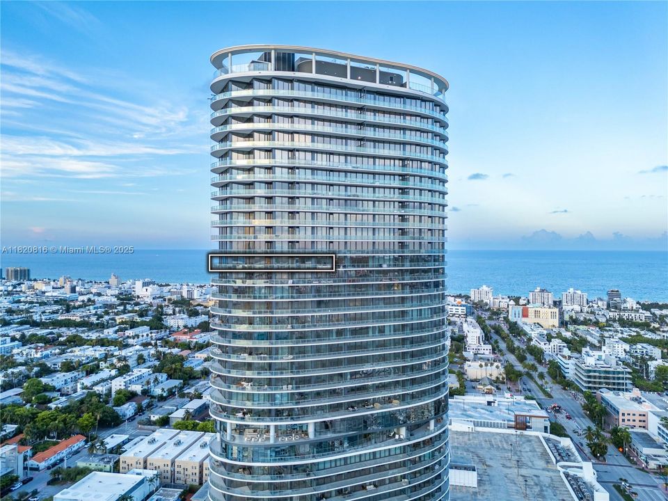 En Venta: $7,300,000 (2 camas, 2 baños, 2615 Pies cuadrados)