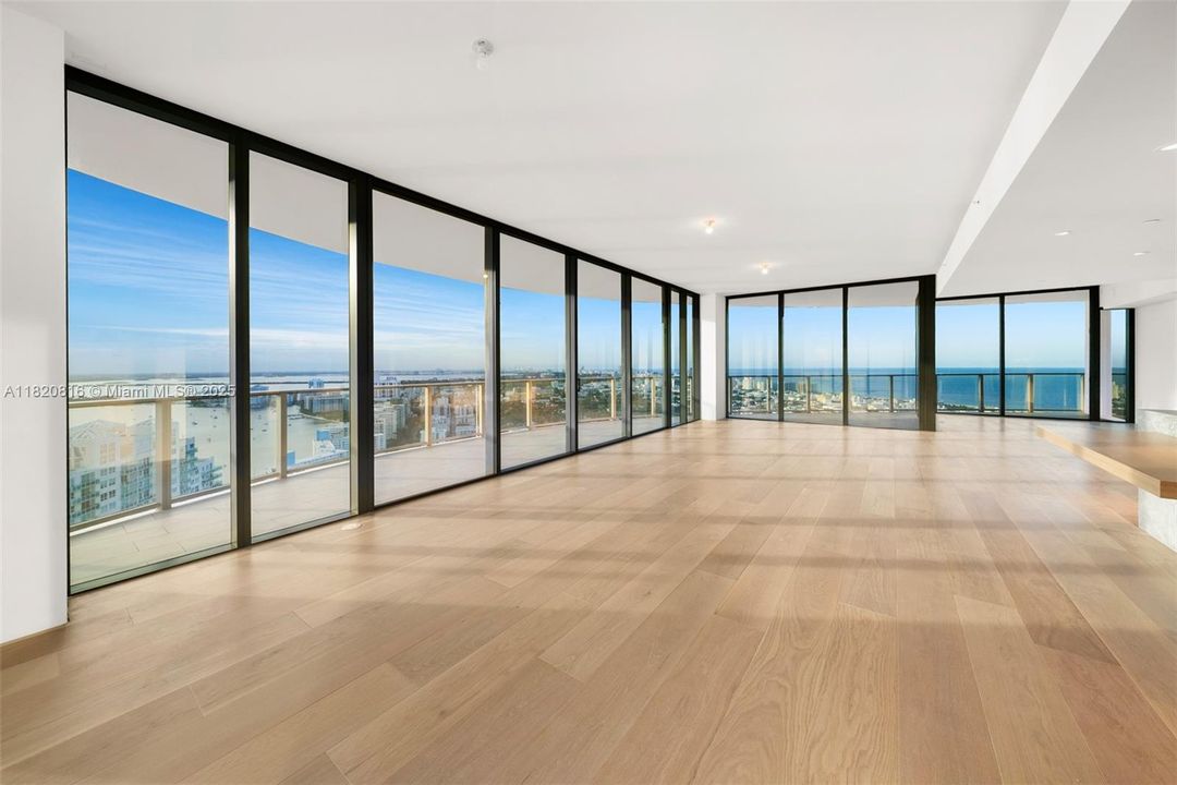 En Venta: $7,300,000 (2 camas, 2 baños, 2615 Pies cuadrados)