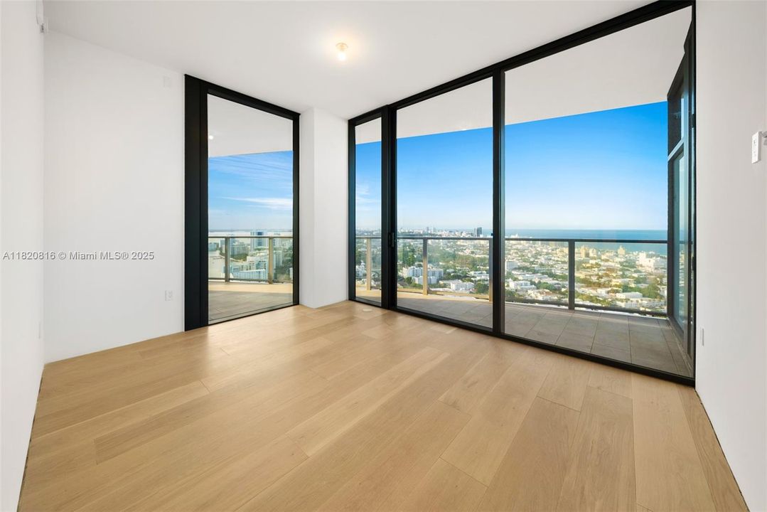 En Venta: $7,300,000 (2 camas, 2 baños, 2615 Pies cuadrados)