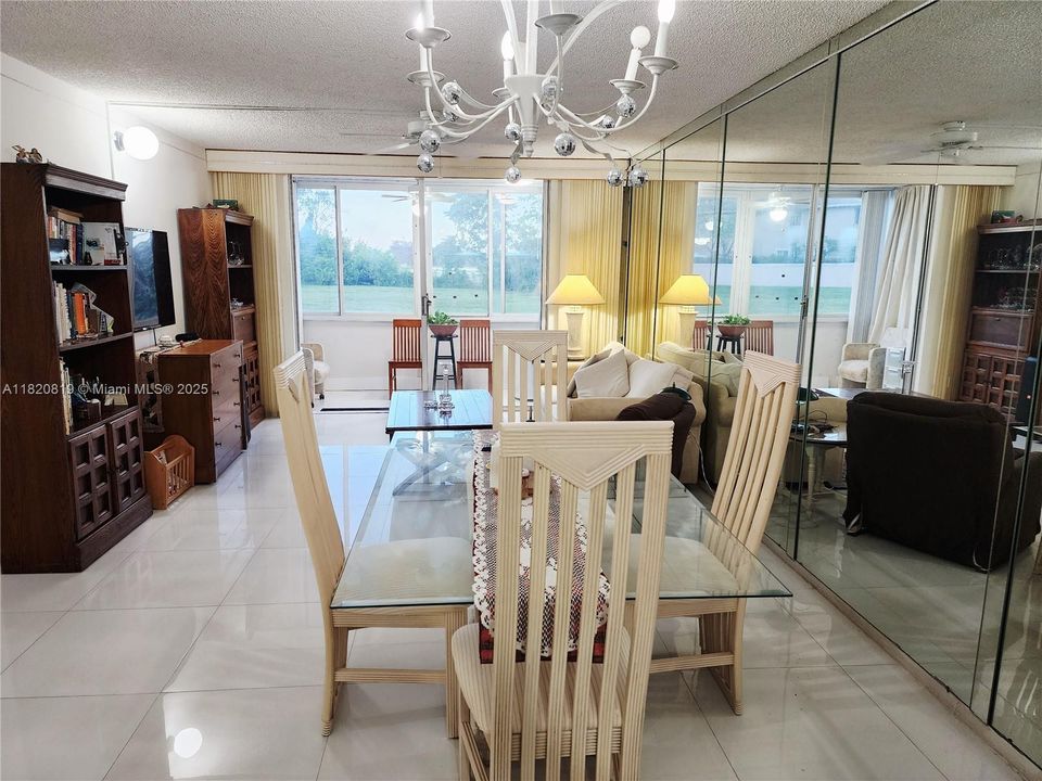 Activo con contrato: $108,000 (1 camas, 1 baños, 933 Pies cuadrados)