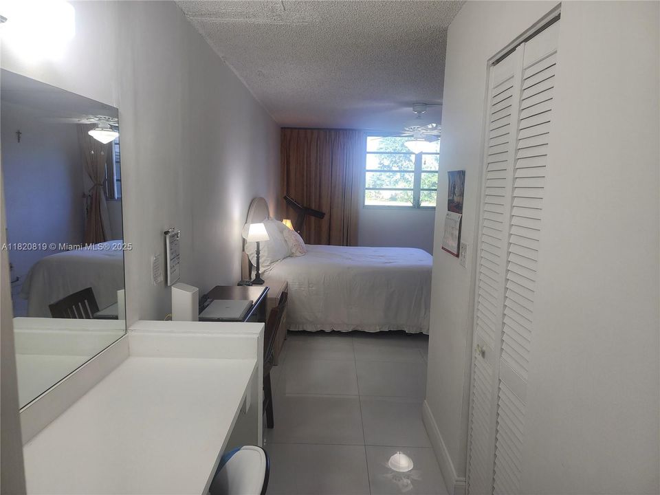 Activo con contrato: $108,000 (1 camas, 1 baños, 933 Pies cuadrados)