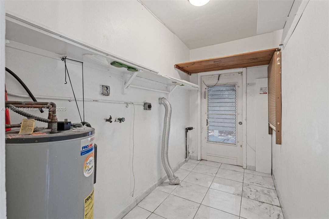 Недавно продано: $724,900 (0 спален, 0 ванн, 2369 Квадратных фут)