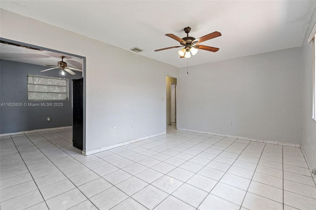 Недавно продано: $724,900 (0 спален, 0 ванн, 2369 Квадратных фут)