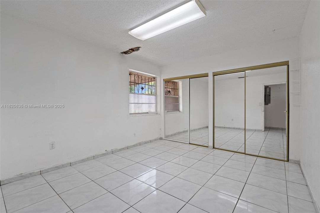 Недавно продано: $724,900 (0 спален, 0 ванн, 2369 Квадратных фут)