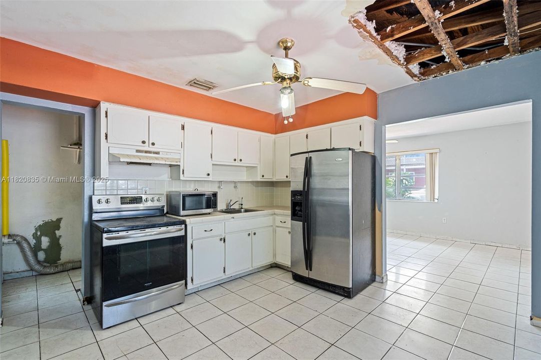 Недавно продано: $724,900 (0 спален, 0 ванн, 2369 Квадратных фут)