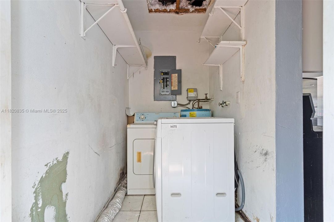 Недавно продано: $724,900 (0 спален, 0 ванн, 2369 Квадратных фут)