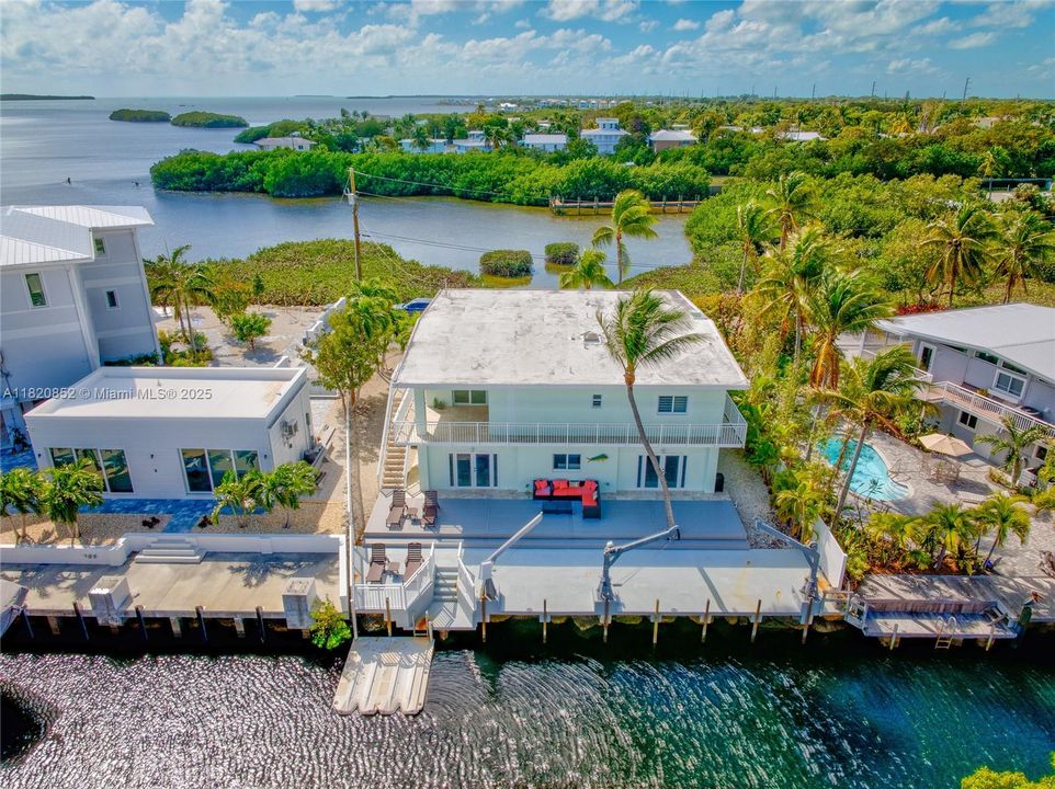 最近租的: $6,800 (5 贝兹, 3 浴室, 3124 平方英尺)