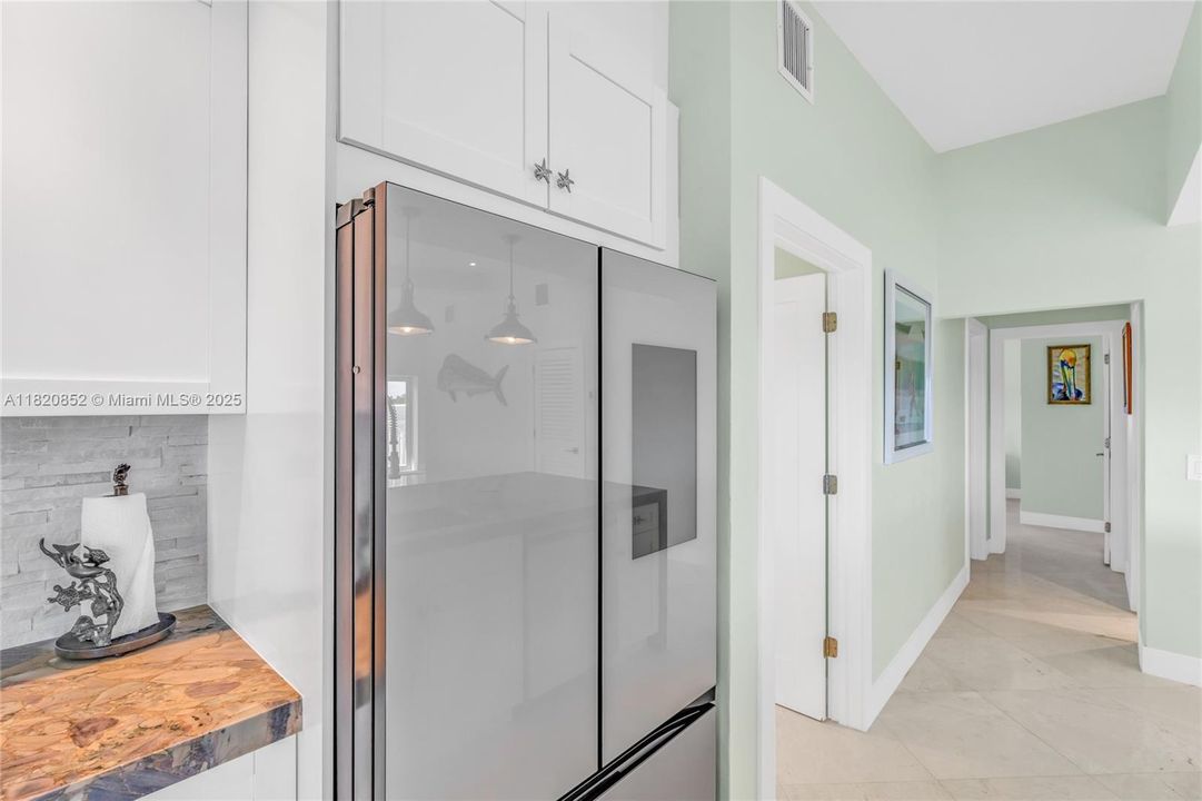 最近租的: $6,800 (5 贝兹, 3 浴室, 3124 平方英尺)