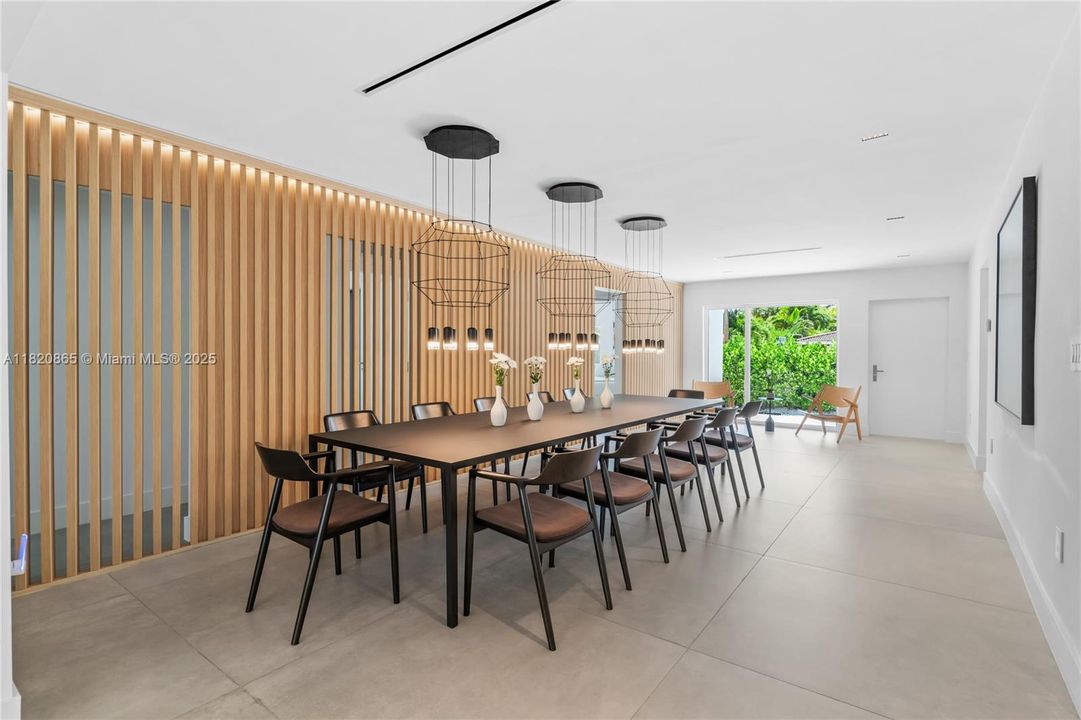 待售: $3,900,000 (4 贝兹, 3 浴室, 2267 平方英尺)