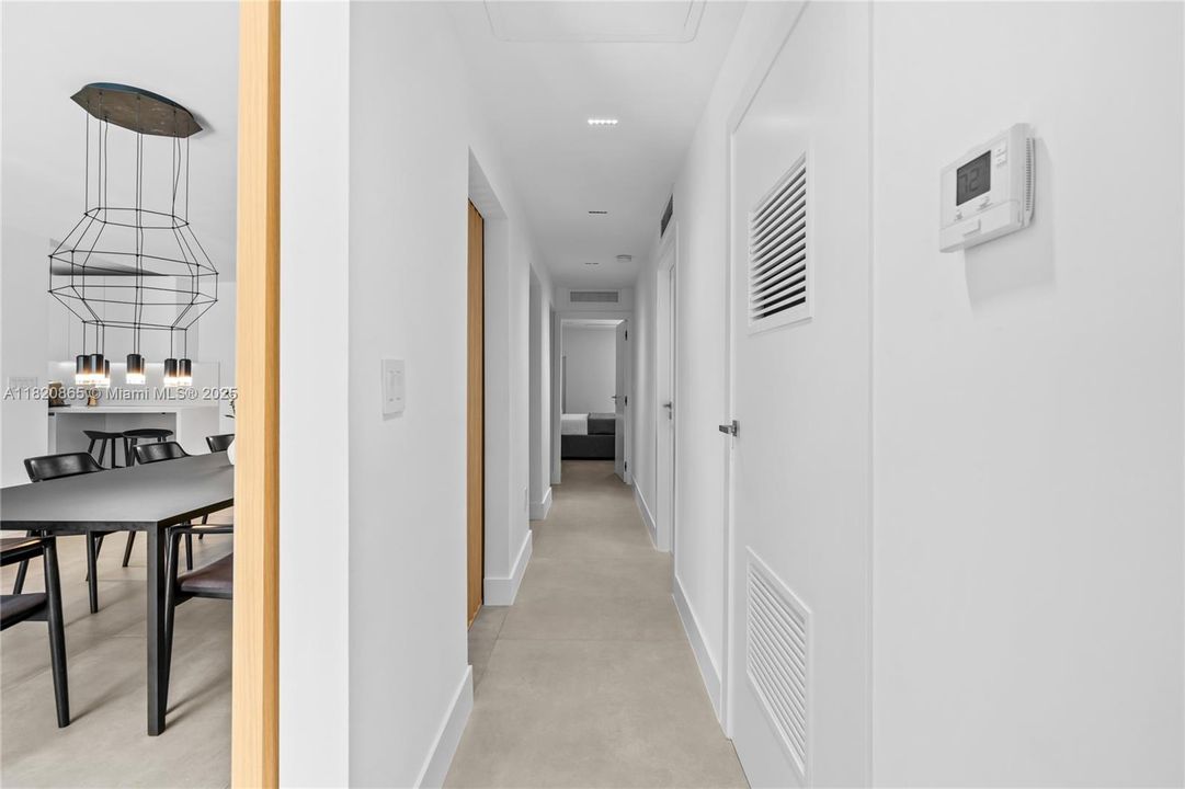 待售: $3,900,000 (4 贝兹, 3 浴室, 2267 平方英尺)