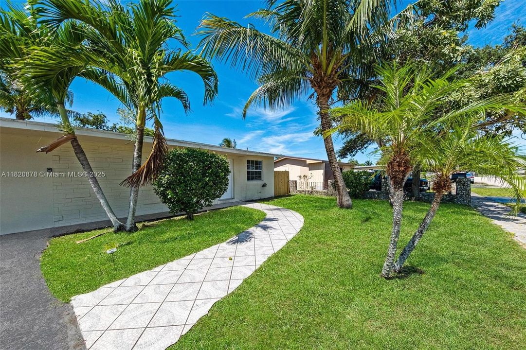 En Venta: $497,000 (5 camas, 3 baños, 1662 Pies cuadrados)