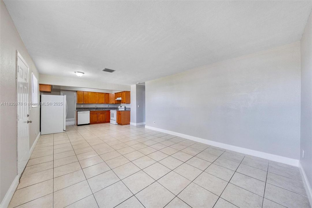 En Venta: $497,000 (5 camas, 3 baños, 1662 Pies cuadrados)