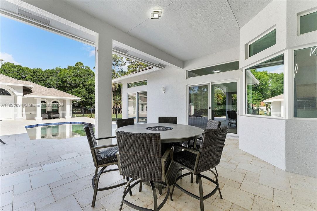 For Sale: $1,800,000 (5 beds, 4 baths, 4143 Square Feet)