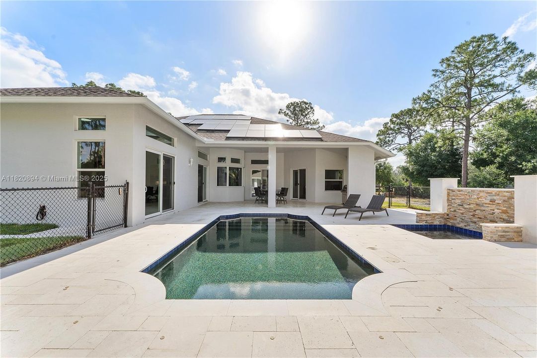 For Sale: $1,800,000 (5 beds, 4 baths, 4143 Square Feet)