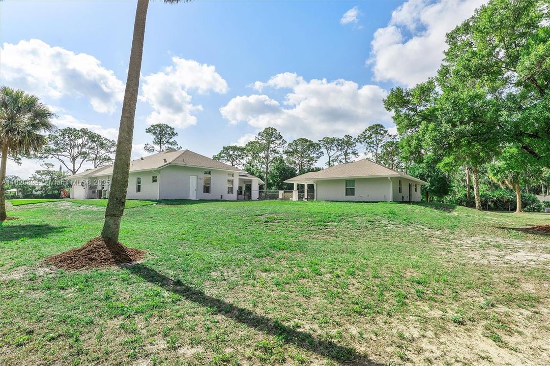 For Sale: $1,800,000 (5 beds, 4 baths, 4143 Square Feet)