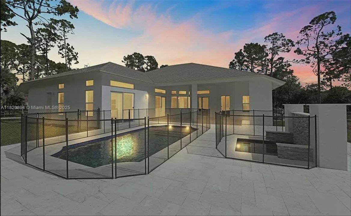 For Sale: $1,800,000 (5 beds, 4 baths, 4143 Square Feet)