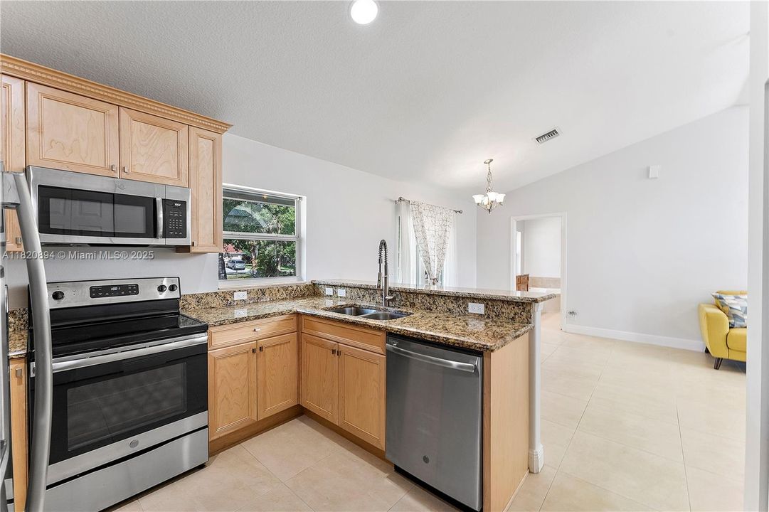 For Sale: $1,800,000 (5 beds, 4 baths, 4143 Square Feet)