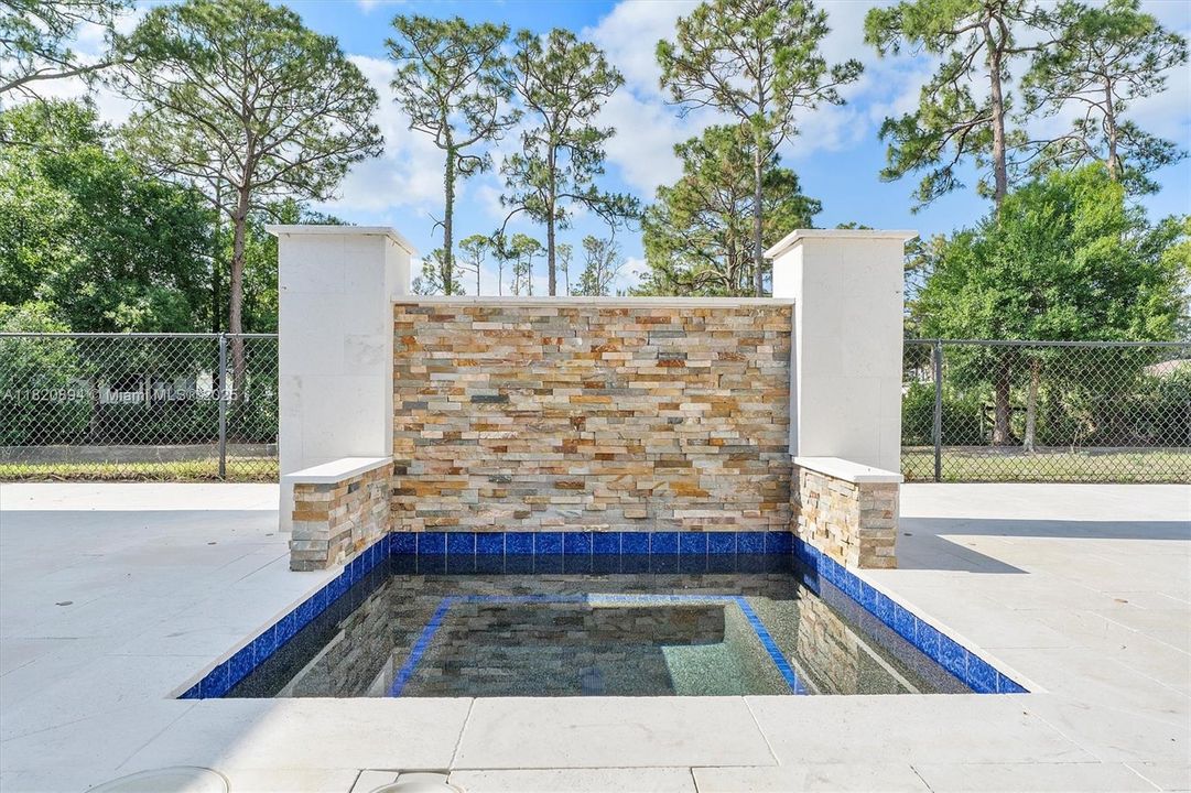 For Sale: $1,800,000 (5 beds, 4 baths, 4143 Square Feet)