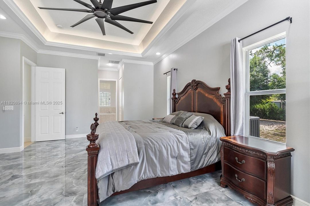 For Sale: $1,800,000 (5 beds, 4 baths, 4143 Square Feet)