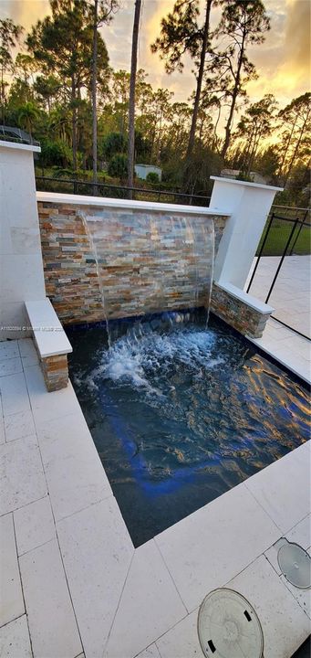 For Sale: $1,800,000 (5 beds, 4 baths, 4143 Square Feet)