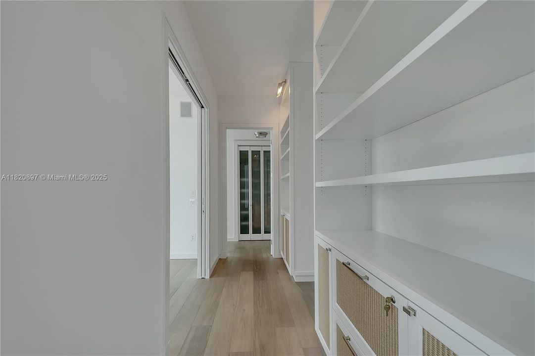 En Venta: $3,690,000 (3 camas, 4 baños, 2572 Pies cuadrados)