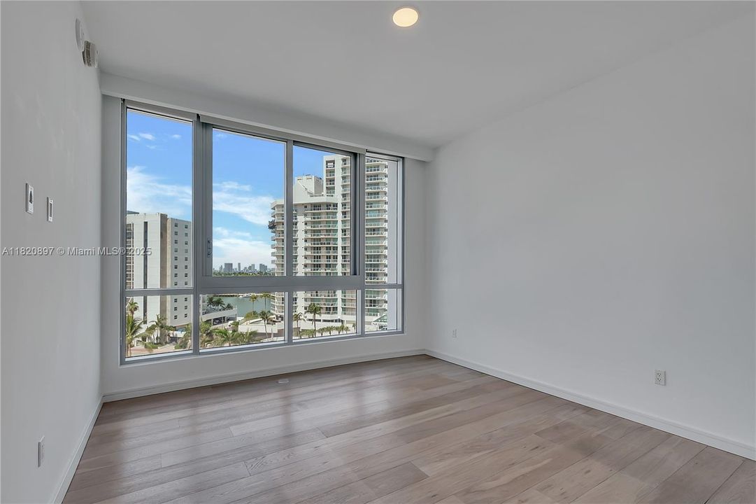 En Venta: $3,690,000 (3 camas, 4 baños, 2572 Pies cuadrados)