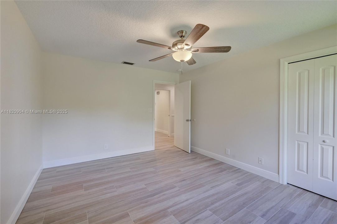 最近租的: $6,995 (4 贝兹, 2 浴室, 2734 平方英尺)