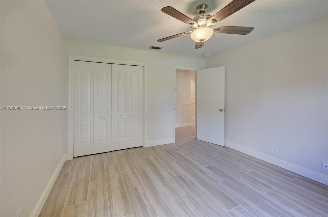 最近租的: $6,995 (4 贝兹, 2 浴室, 2734 平方英尺)