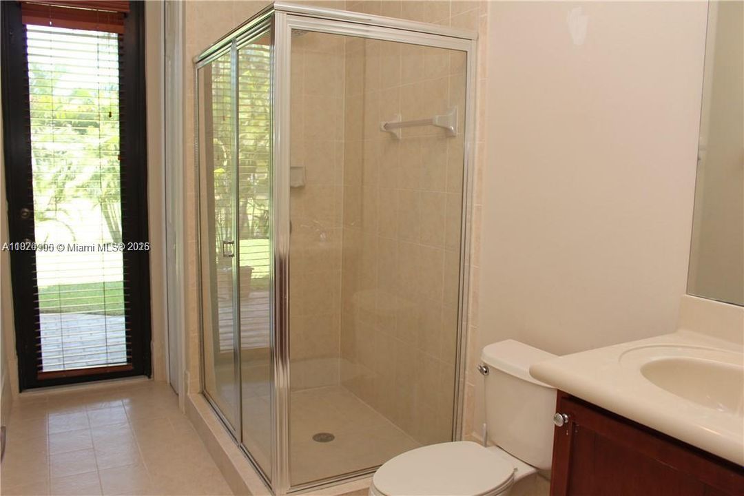 4th full size bath first floor