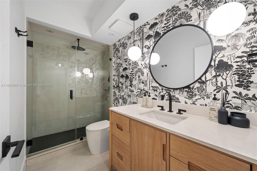 For Sale: $1,195,000 (3 beds, 2 baths, 1600 Square Feet)