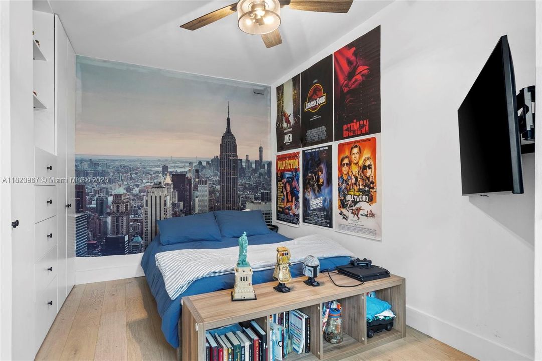 For Sale: $1,195,000 (3 beds, 2 baths, 1600 Square Feet)