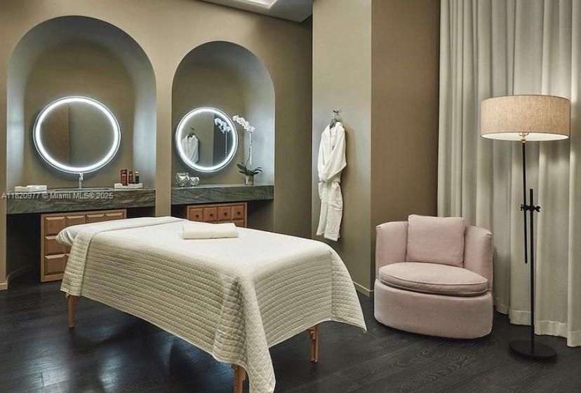 Spa & beauty salon