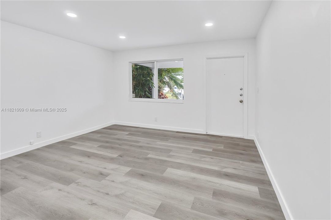 Recently Sold: $375,000 (3 beds, 2 baths, 1510 Square Feet)