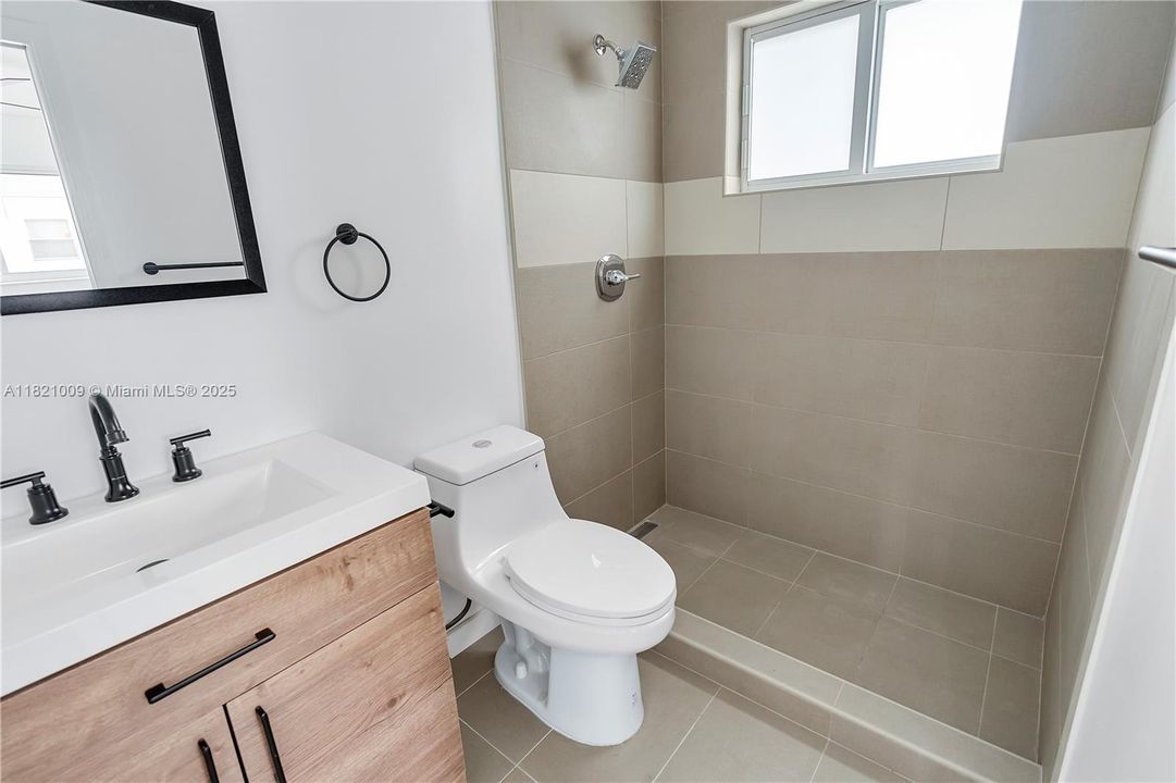 Recently Sold: $375,000 (3 beds, 2 baths, 1510 Square Feet)