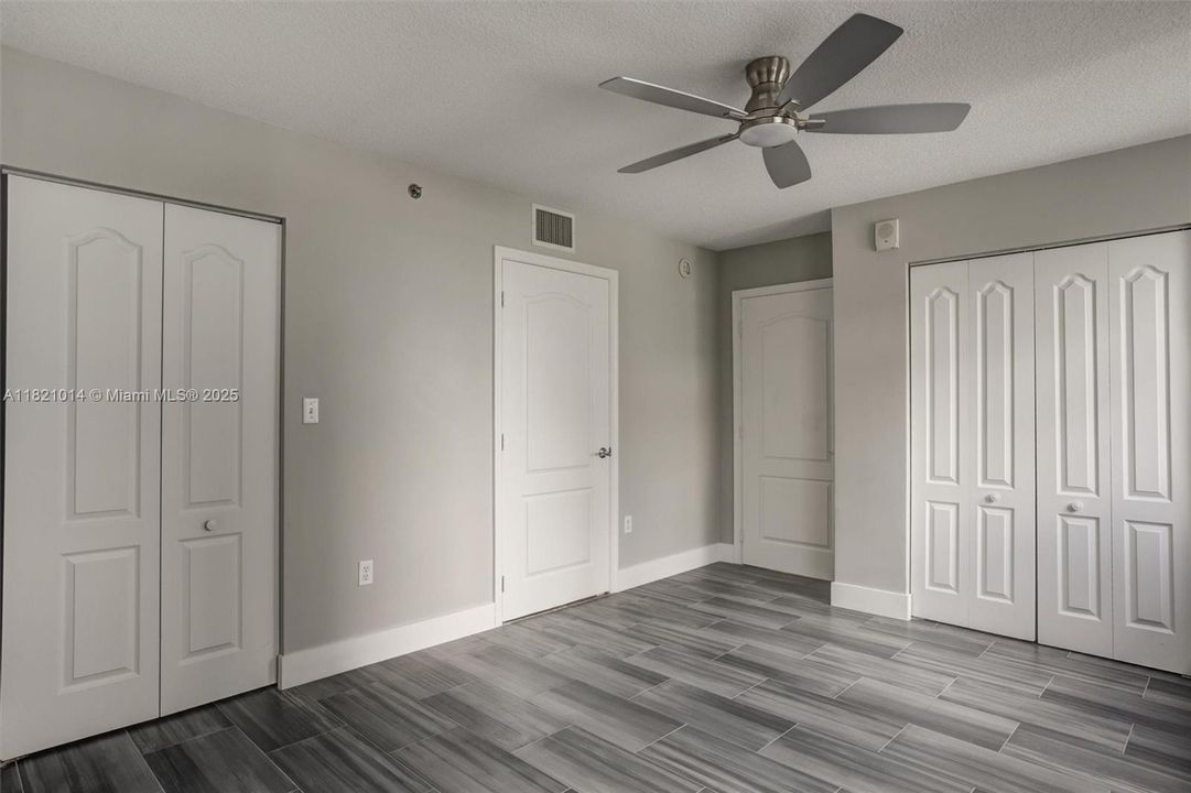 最近售出: $755,000 (2 贝兹, 2 浴室, 1105 平方英尺)