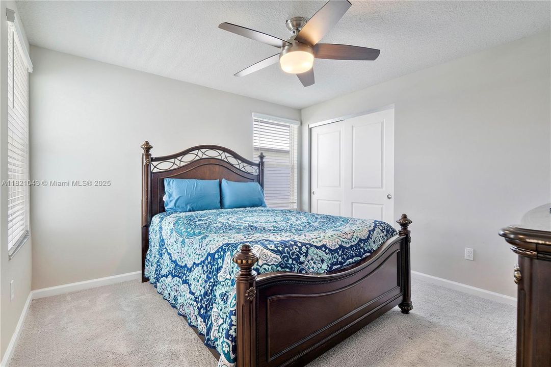 For Sale: $475,000 (3 beds, 2 baths, 1758 Square Feet)