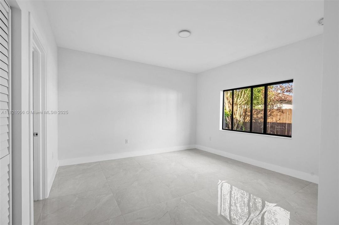 Active With Contract: $799,000 (4 beds, 3 baths, 2095 Square Feet)