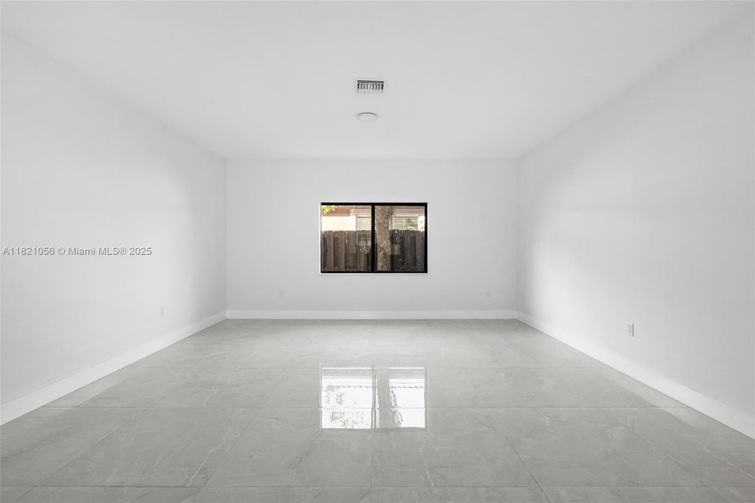 Active With Contract: $799,000 (4 beds, 3 baths, 2095 Square Feet)