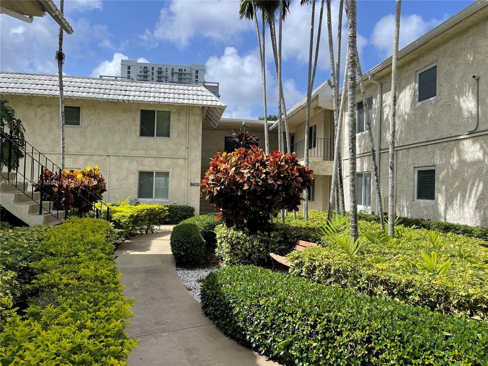 Recently Sold: $250,000 (1 beds, 1 baths, 578 Square Feet)