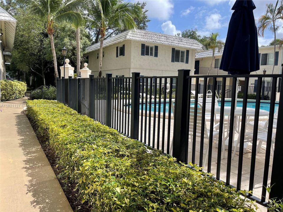 Recently Sold: $250,000 (1 beds, 1 baths, 578 Square Feet)