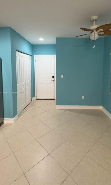 Recently Sold: $635,000 (3 beds, 2 baths, 2017 Square Feet)