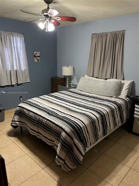 Activo con contrato: $569,000 (3 camas, 2 baños, 2066 Pies cuadrados)